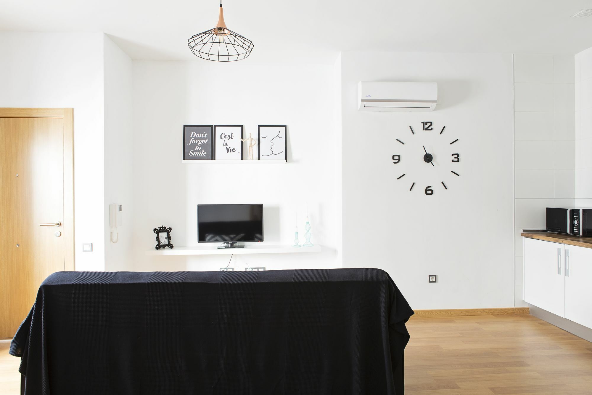 Suncity Refino Oriental Con Piscina Malaga Bagian luar foto