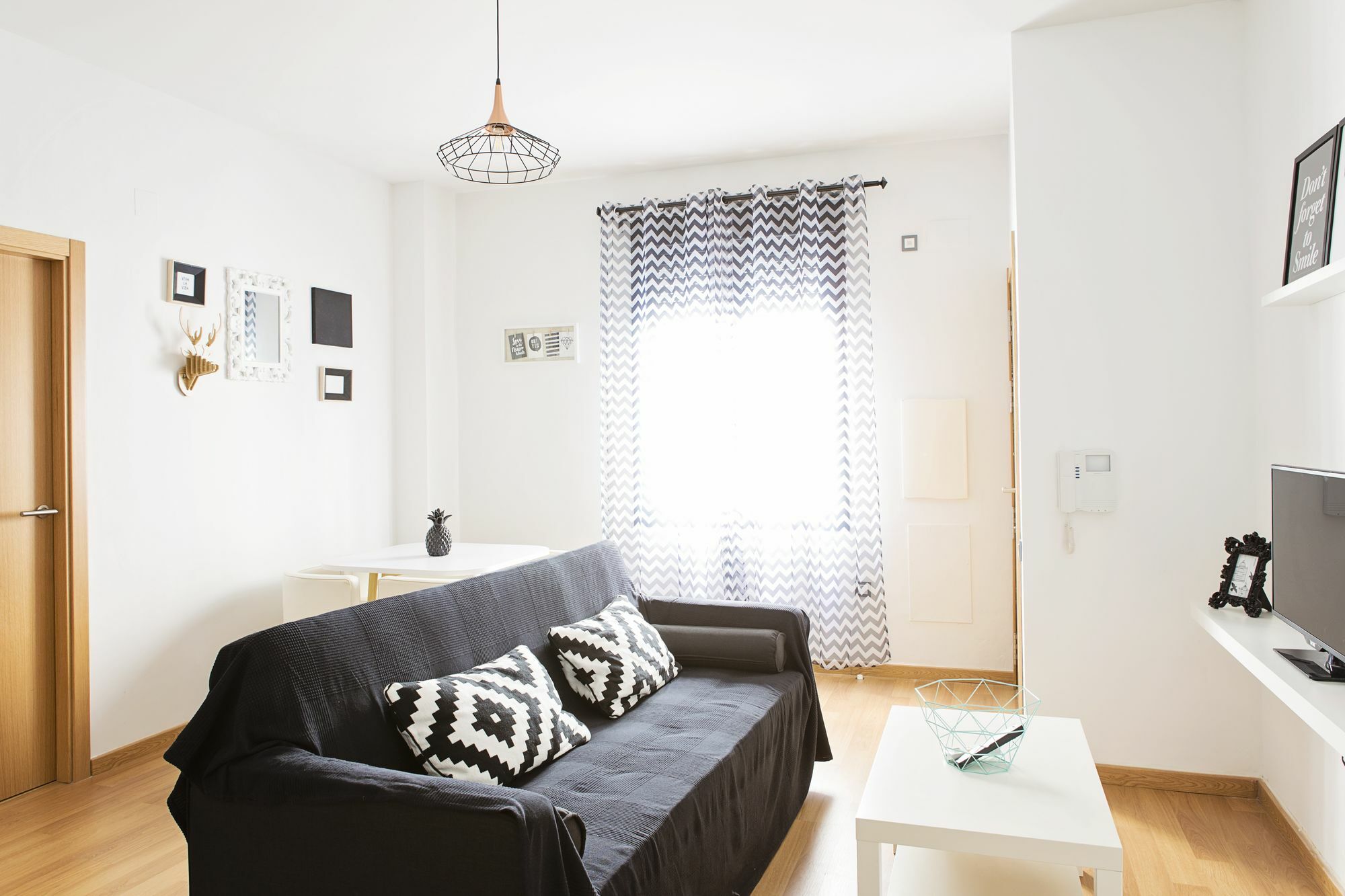Suncity Refino Oriental Con Piscina Malaga Bagian luar foto